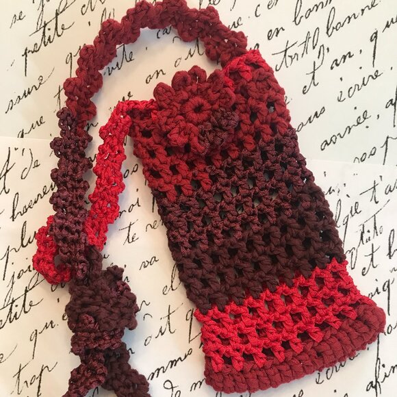 Crossbody SHADES OF RED CELL PHONE HOLDER Handmade by Me - Picture 1 of 8